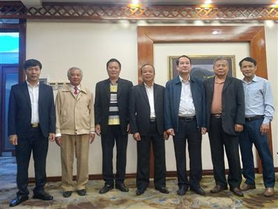 Ban Liên lạc Họ Mai Việt Nam làm việc tại Ninh Bình