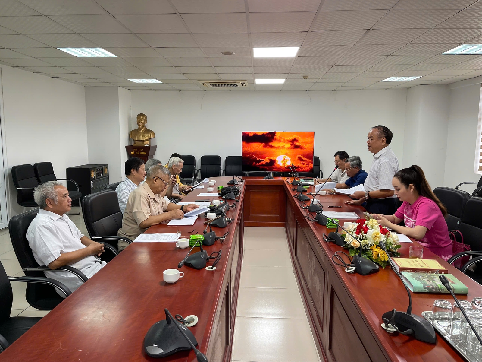 Thường Trực Hội đồng họ Mai Việt Nam họp quý  III/2025