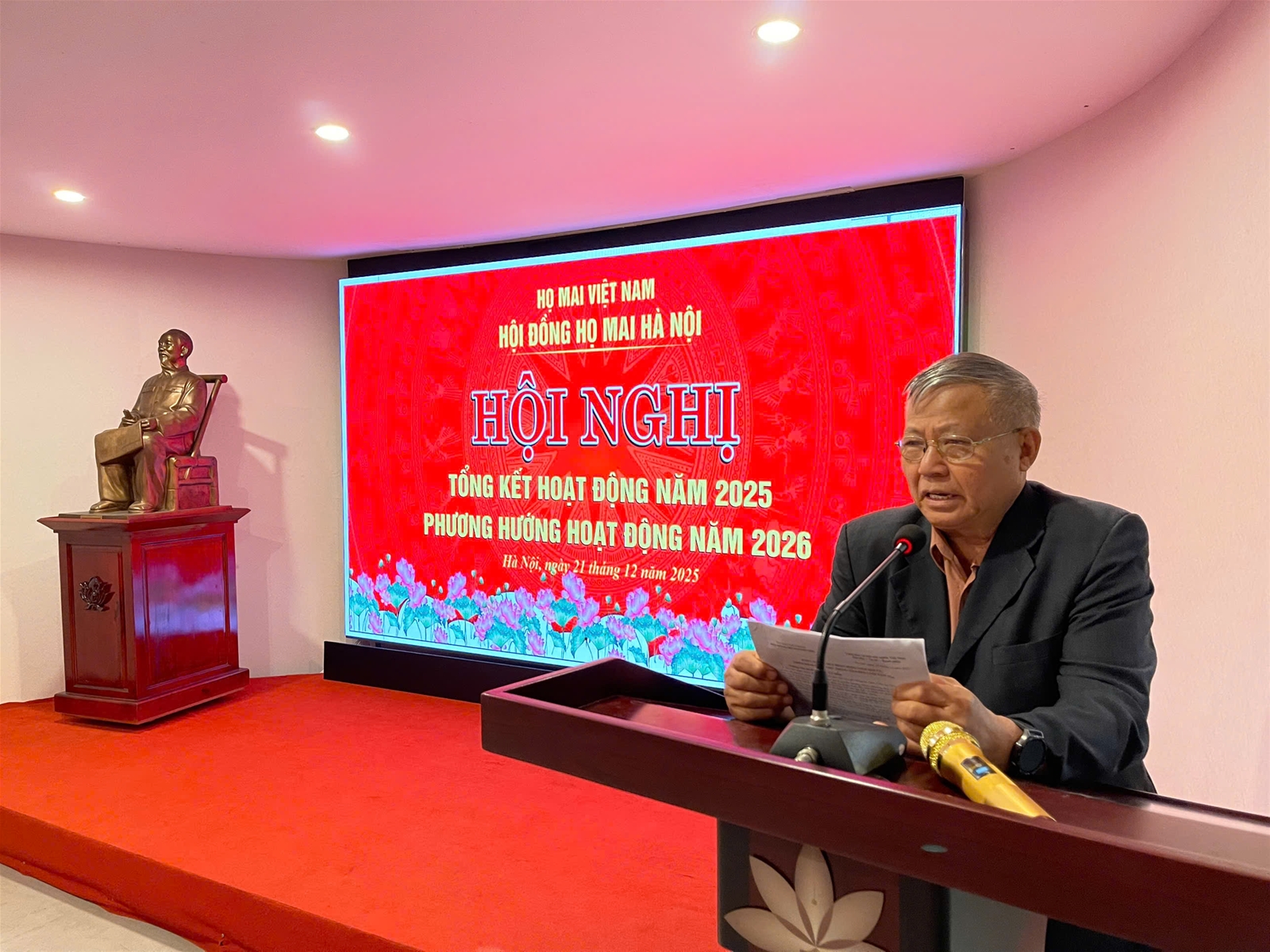 HỌ MAI HÀ NỘI TỔ CHỨC HỘI NGHỊ TỔNG KẾT NĂM 2025: GẮN KẾT DÒNG TỘC, VINH DANH THẾ HỆ TRẺ